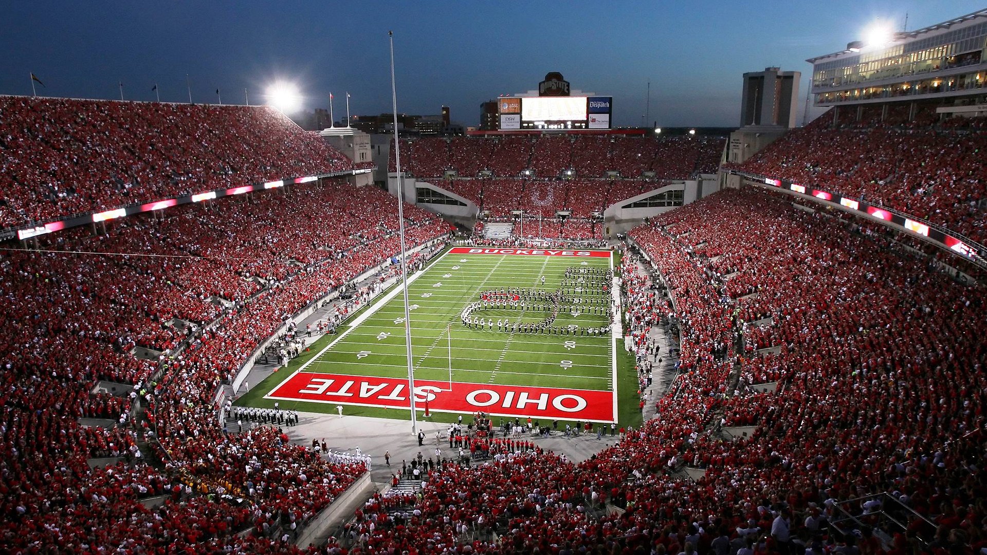 电竞产业融资活跃,推动赛事规模持续扩大,电竞产业规模及金额